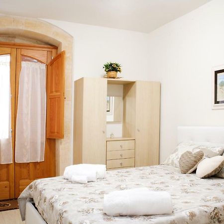 Rosa Holiday Home Syrakus Exterior foto